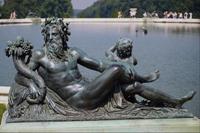 Зевс с рогом изобилия. Скульптура фонтана в Петродворце